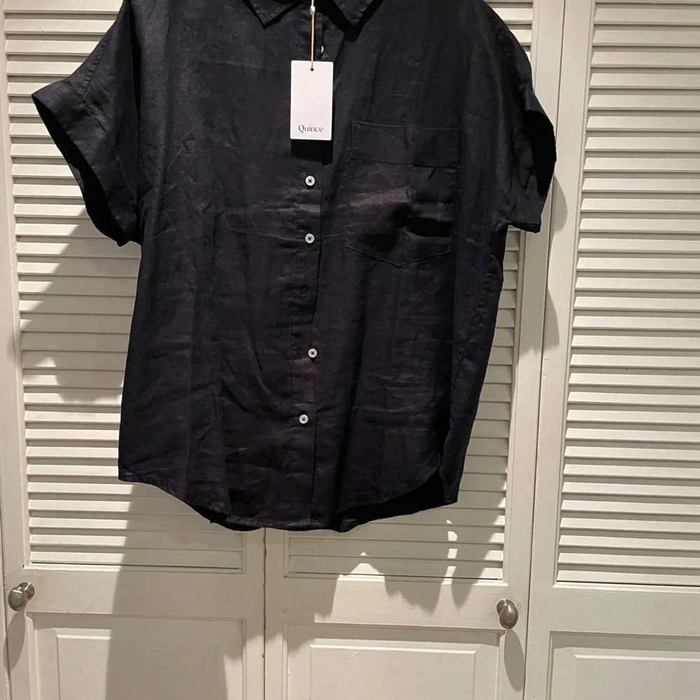 Quince European linen camp shirt black in medium NYT - Picture 6 of 6